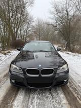 BMW 318i Touring Edition Sport Edition Sport - BMW 318 aus 2010: Kombi