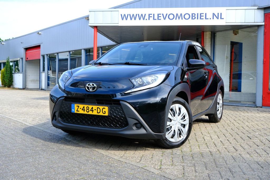 Image of Toyota Aygo (X)