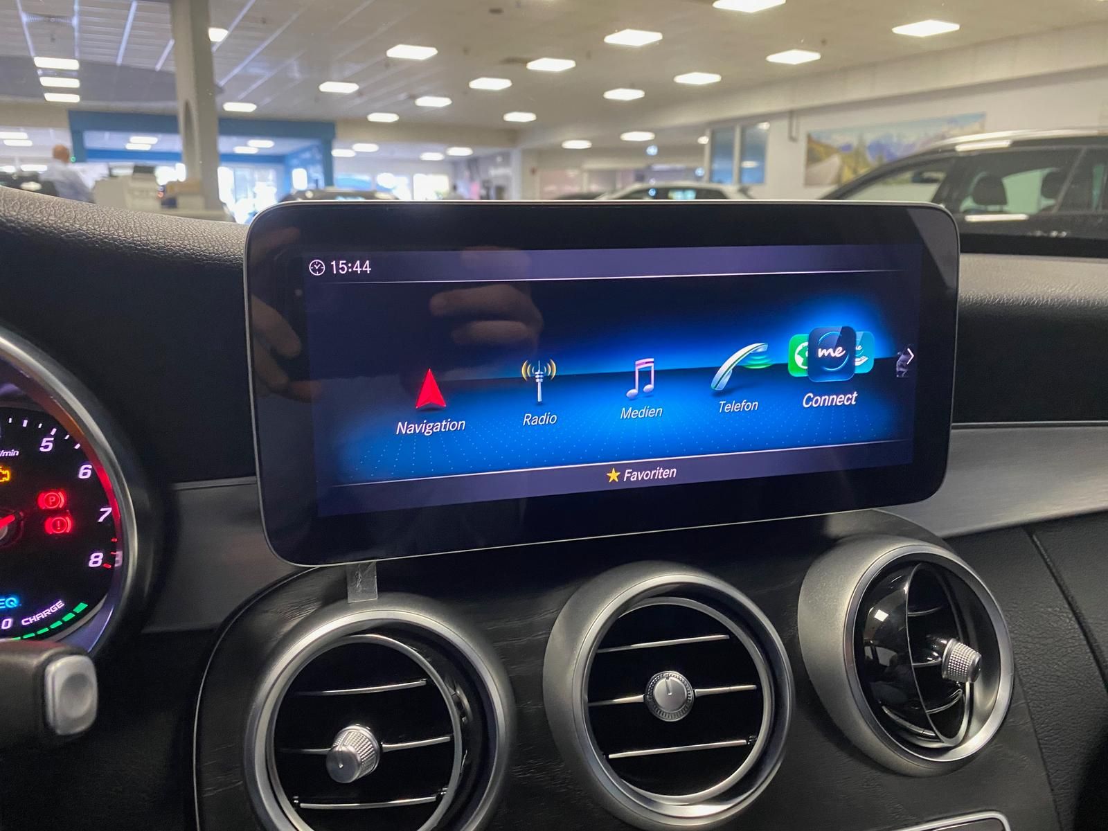 Fahrzeugabbildung Mercedes-Benz C 200 Mildhybrid+AVANTGARDE+Kamera+Navigation
