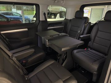 Bild 11 Opel Zafira Life Tourer M 177PS Leder + Tisch + AHK