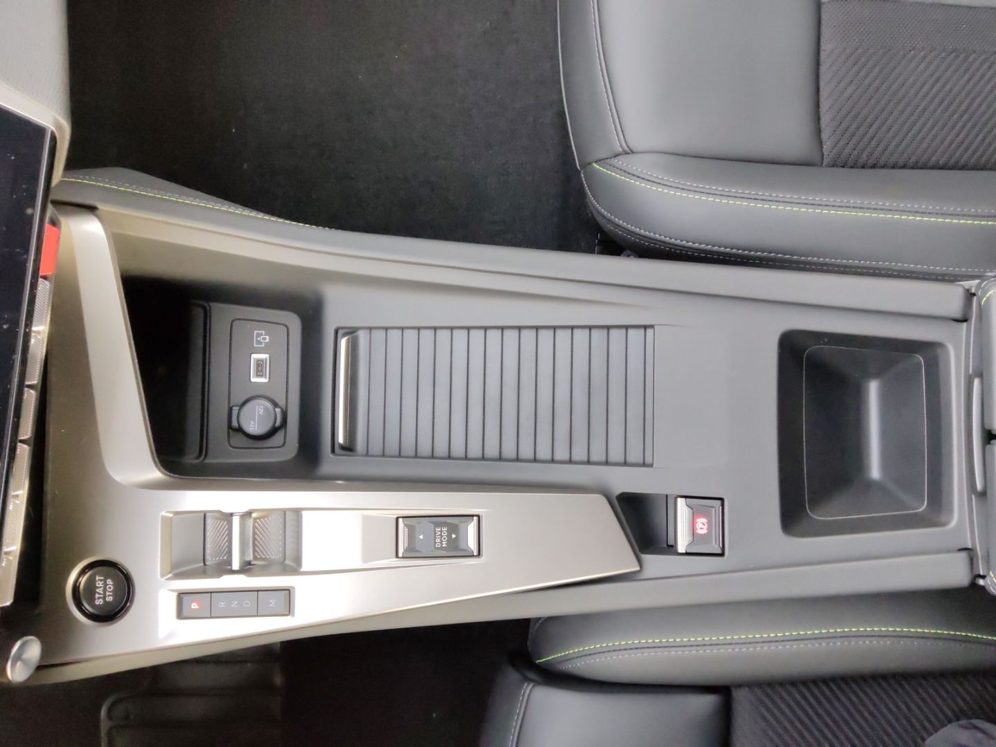 Peugeot 308 - Bild 25