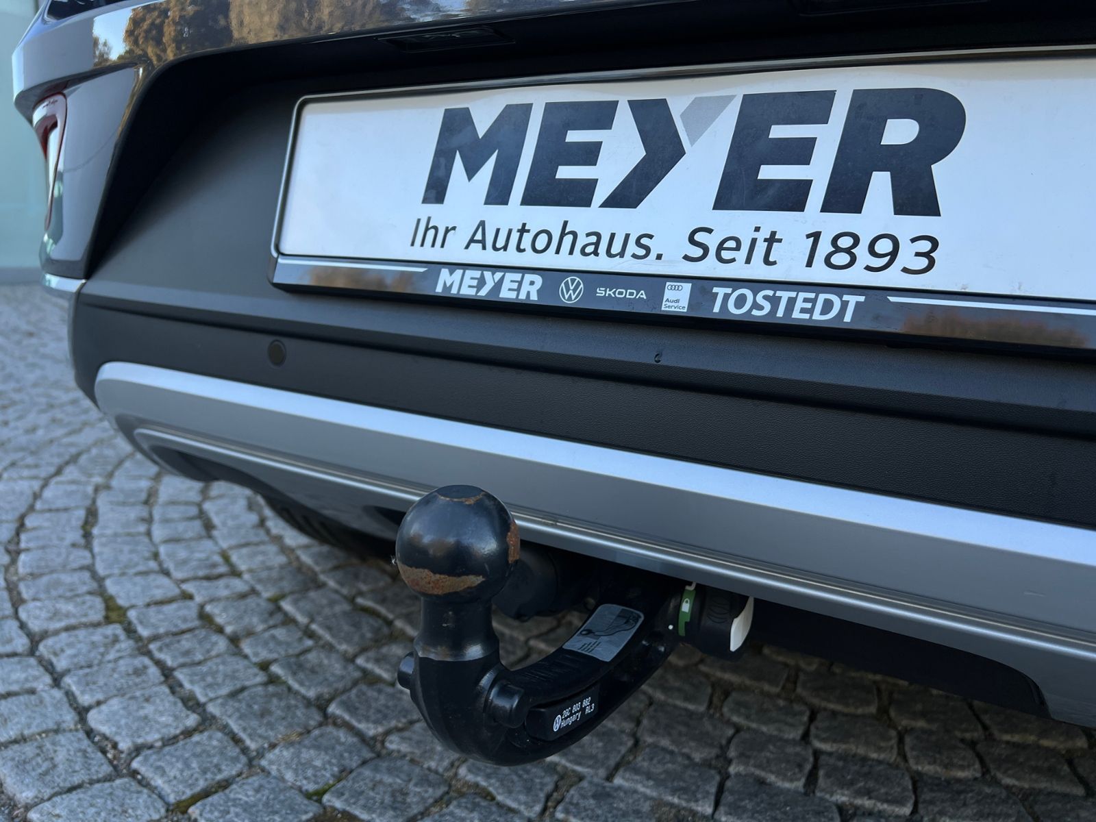 Fahrzeugabbildung Volkswagen T-Roc Cabriolet 1.5 TSI DSG *AHK, LED, Black Sty