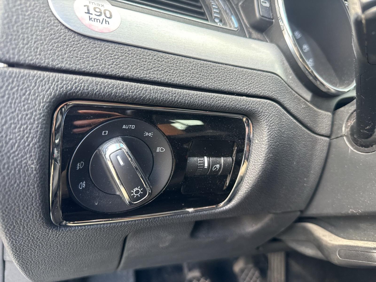 Skoda Superb 2014 — photo 21