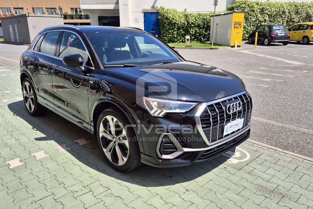 Audi AUDI Q3 40 TDI quattro S tronic S line edition imagem 3