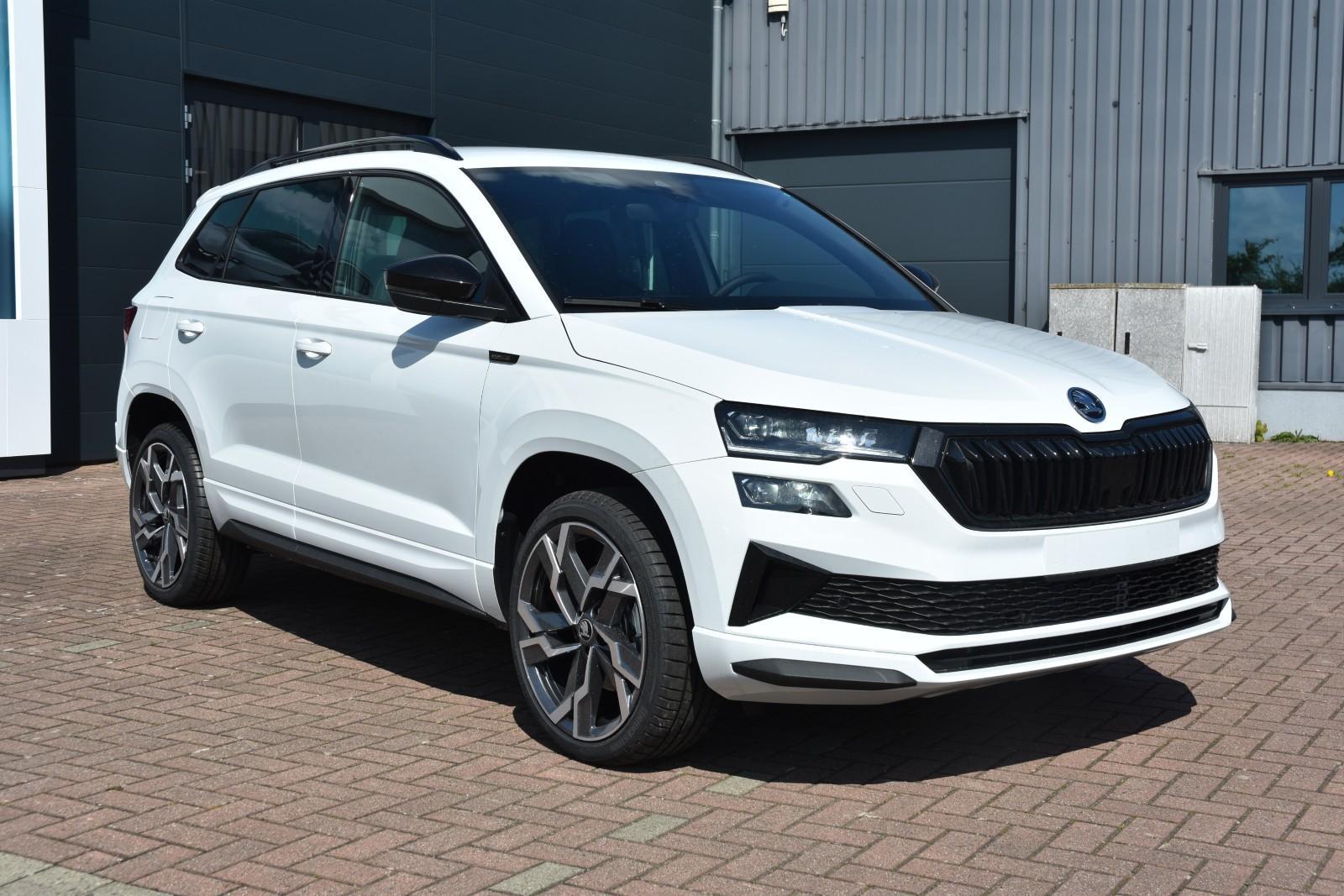 Skoda Karoq 1.5 TSI DSG*Sportline*Matrix*ACC*Navi*AHK