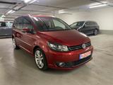 Volkswagen Touran Highline - VW Touran Gebrauchtwagen in München