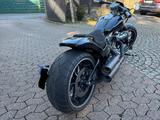Harley-Davidson Breakout Custom Umbau - Motorräder in Düsseldorf
