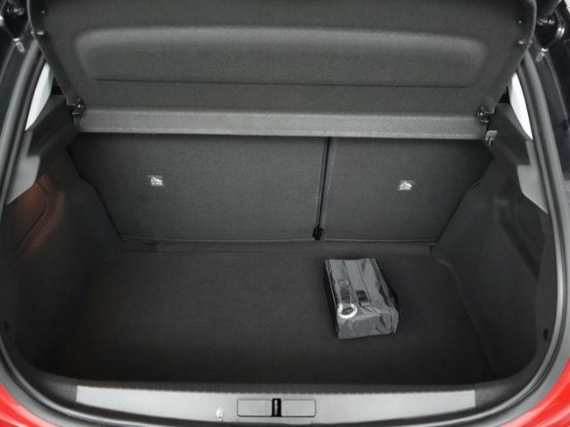 Corsa F EDITION+NAVI+RÜCKFAHRKAMERA+PARKPILOT HI