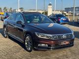 Volkswagen Passat Lim. 1.8TSI DSG"R-LINE-Highline"PANO*AHK* - Volkswagen Passat: Limousine, 1.8