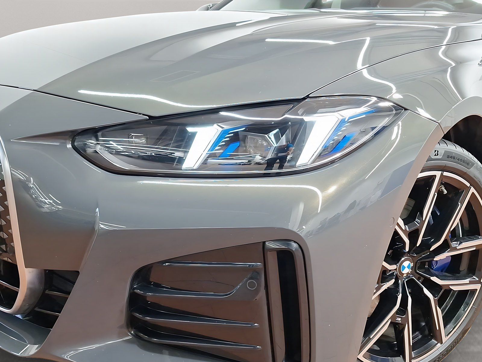 BMW i4 - Bild 8