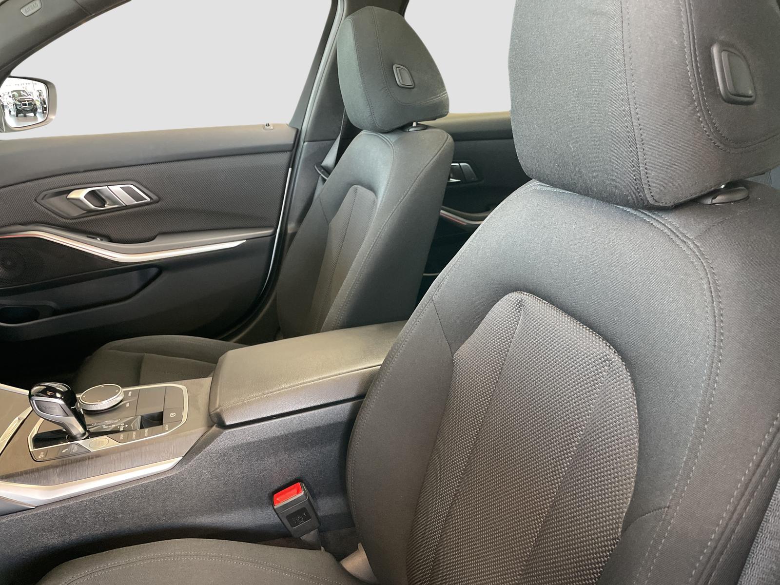 BMW 318 i Touring LiveCockpitProf Laser Kamera HiFi, миниатюра 8