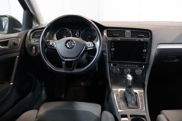 Volkswagen Golf VII 2.0 TDI Comfortline ACC+PDC+MASSAGE+ALU