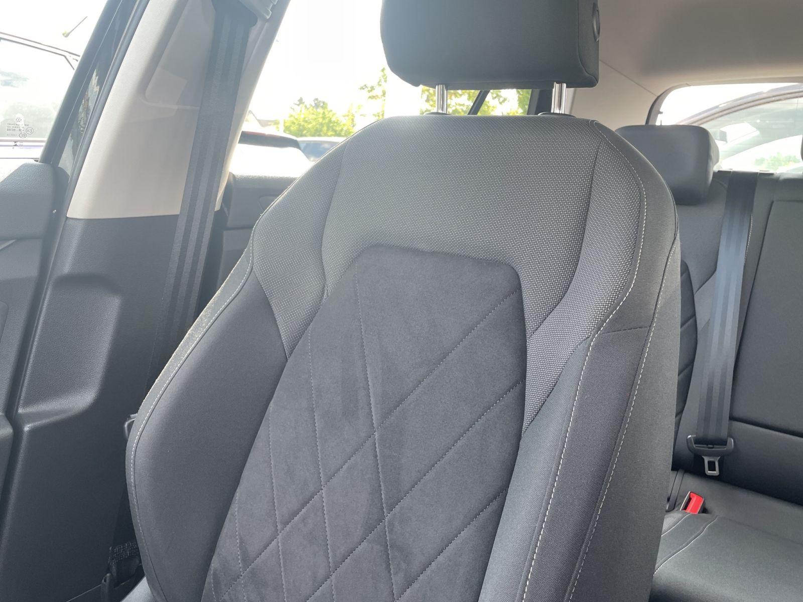 Volkswagen Golf VIII 2.0 TSI 7-Gang DSG Style App-Connect, миниатюра 13