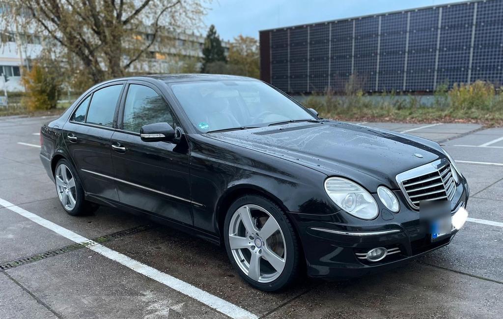 Mercedes-Benz E 320