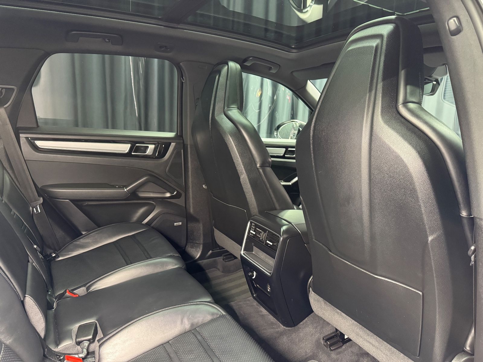 Fahrzeugabbildung Porsche Cayenne S|FACELIFT|PANO|18-WEGE|BOSE|MATRIX|