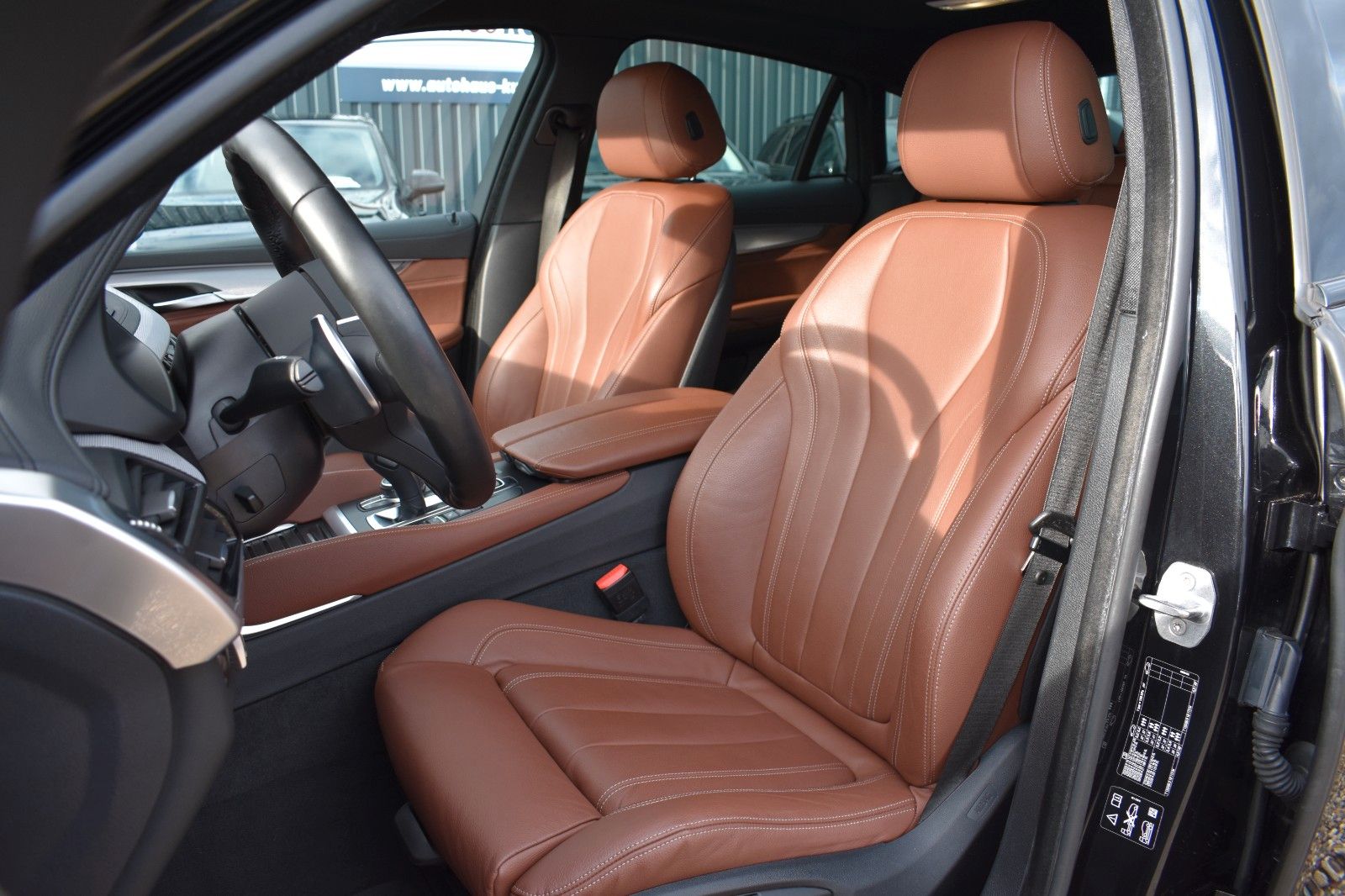 Fahrzeugabbildung BMW X6 xDrive 30 d M Sport Keyless-Go GSD HUD