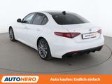 Alfa Romeo Giulia 2.0 Turbo Veloce Aut.*NAVI*BI-XENON*ACC* - gebrauchte Alfa Romeo Limousine