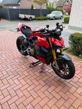 Ducati Streetfighter V4 S - DUCATI ST4