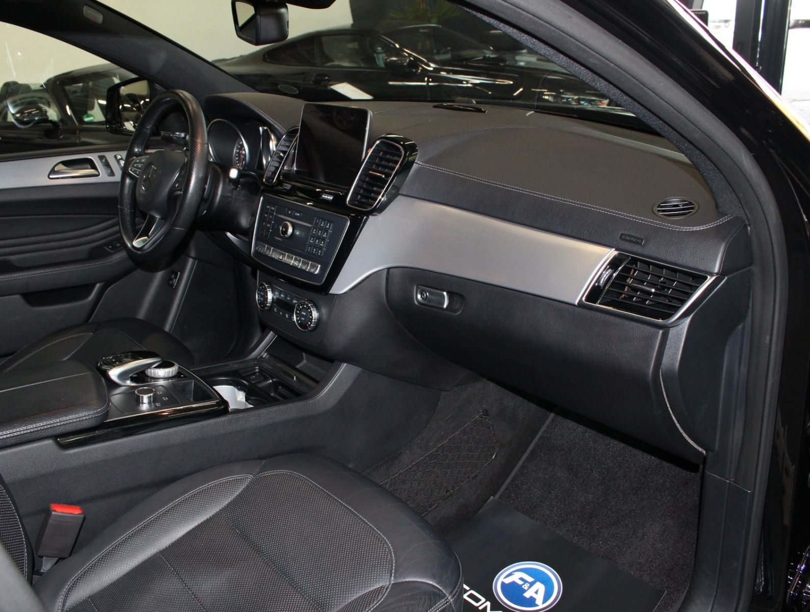 Fahrzeugabbildung Mercedes-Benz GLE 350d Coupe 4Matic AMG Line 1.Hand+Pano+VOLL