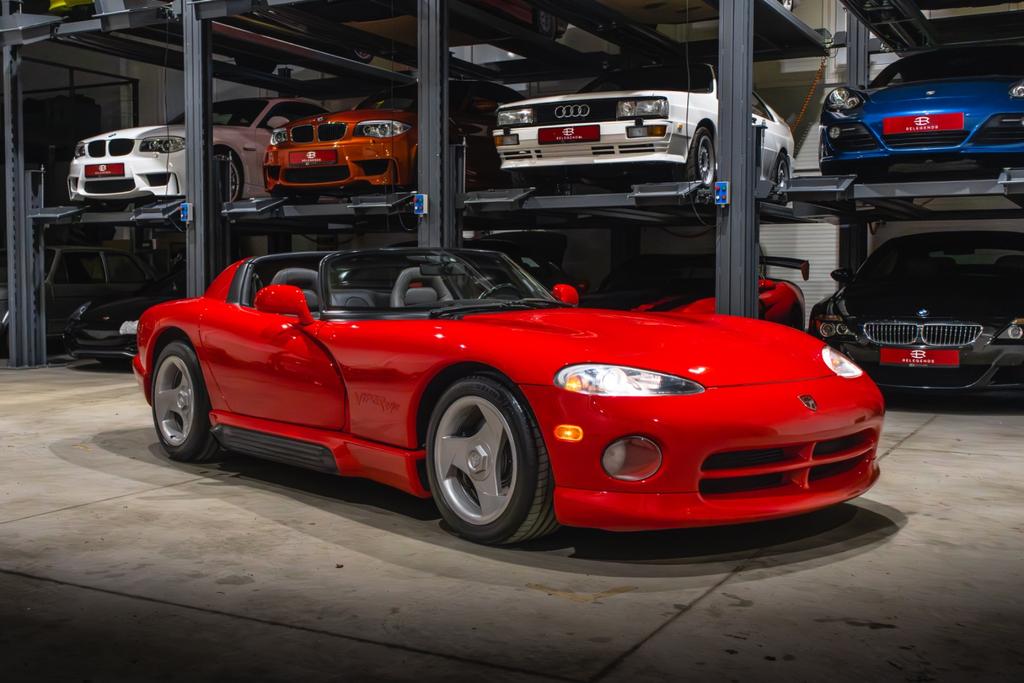 Dodge Viper RT/10 MwsT.*1.Hand
