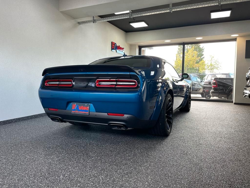 Fahrzeugabbildung Dodge CHALLENGER SRT HELLCAT-ALCANTARA-CARBON-1.HAND!!