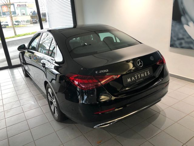 Fahrzeugabbildung Mercedes-Benz C 200 / Avantgarde/LED/Schiebedach/Businesspaket