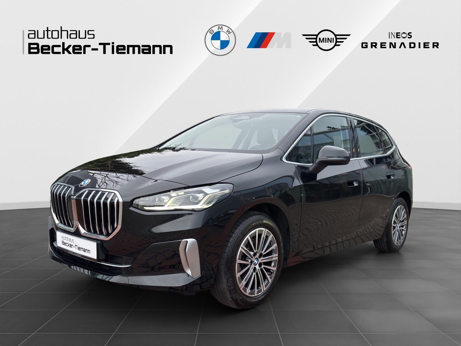 BMW 220i Active Tourer Luxury Line | AHK | Lenkradhz