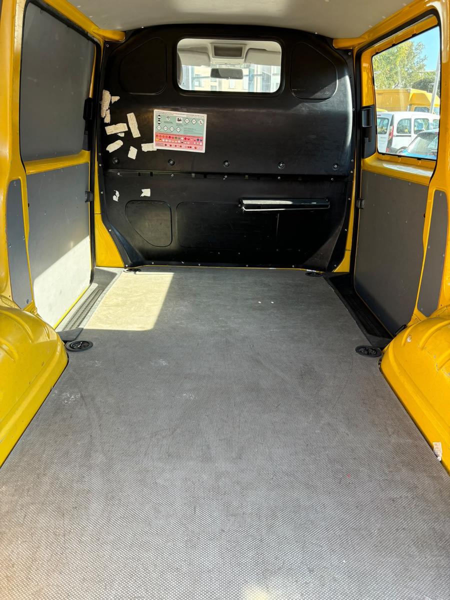 VOLKSWAGEN T5 - TRANSPORTER - 84 CV - BVM - AIDE AU STATIONNEMENT