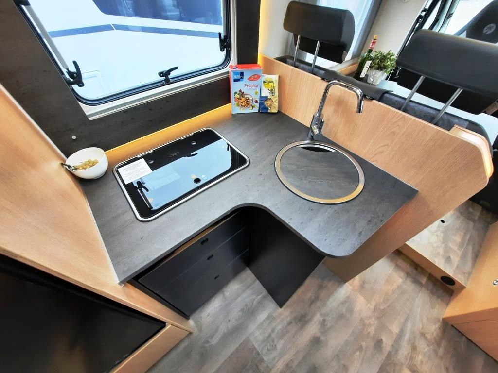 Fahrzeugabbildung Sunlight T 67 Adventure Edition Verfüg./Sparen Sie 4.673,