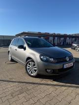 Volkswagen Golf VI Style AUTOMATIK - Volkswagen Golf aus 2011: Style