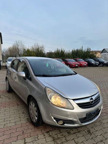 Opel Corsa 1.2 5 porte Club