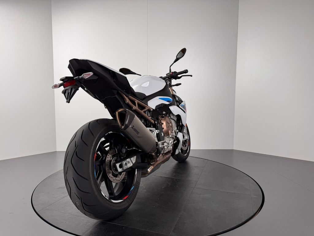 Fahrzeugabbildung BMW S1000 R *M-PAKET *VOLLAUSSTATTUNG *SCHECKHEFT