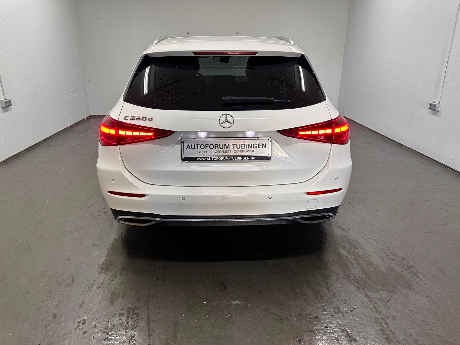 Fahrzeugabbildung Mercedes-Benz C 220 d T Autom. *AVANTGARDE*360°*KEYLESSGO*