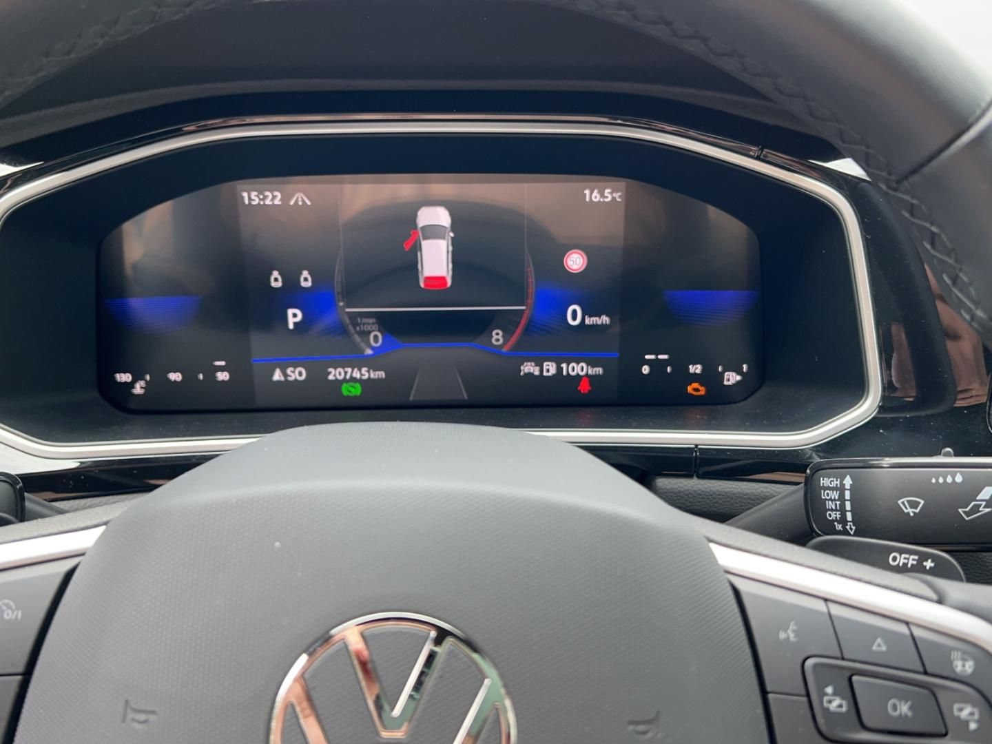 Fahrzeugabbildung Volkswagen T-Roc Cabriolet R-Line 1.5l TSI,Navi, DSG, AHK,
