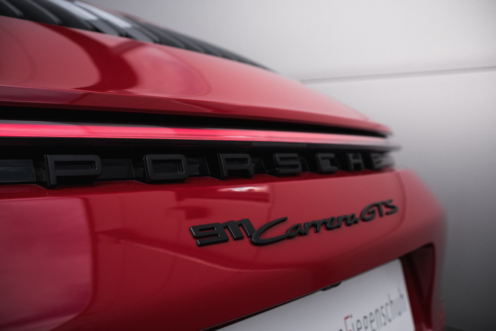 Fahrzeugabbildung Porsche 992/911 GTS Cabrio-SportDesign-18Wege-LED-360Kam