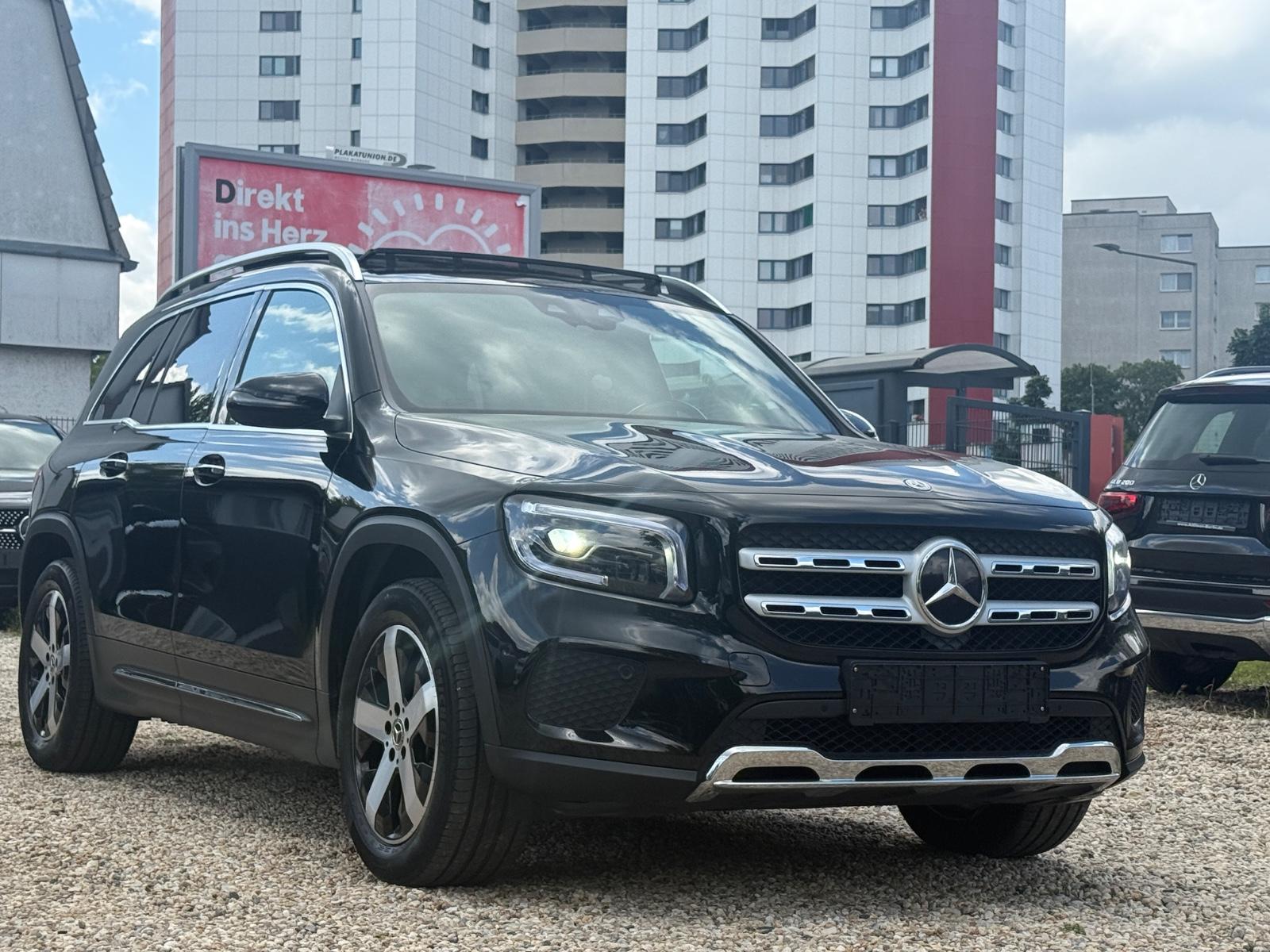 Mercedes-Benz GLB 200d Pano/Kamera/Memory/Multibeam