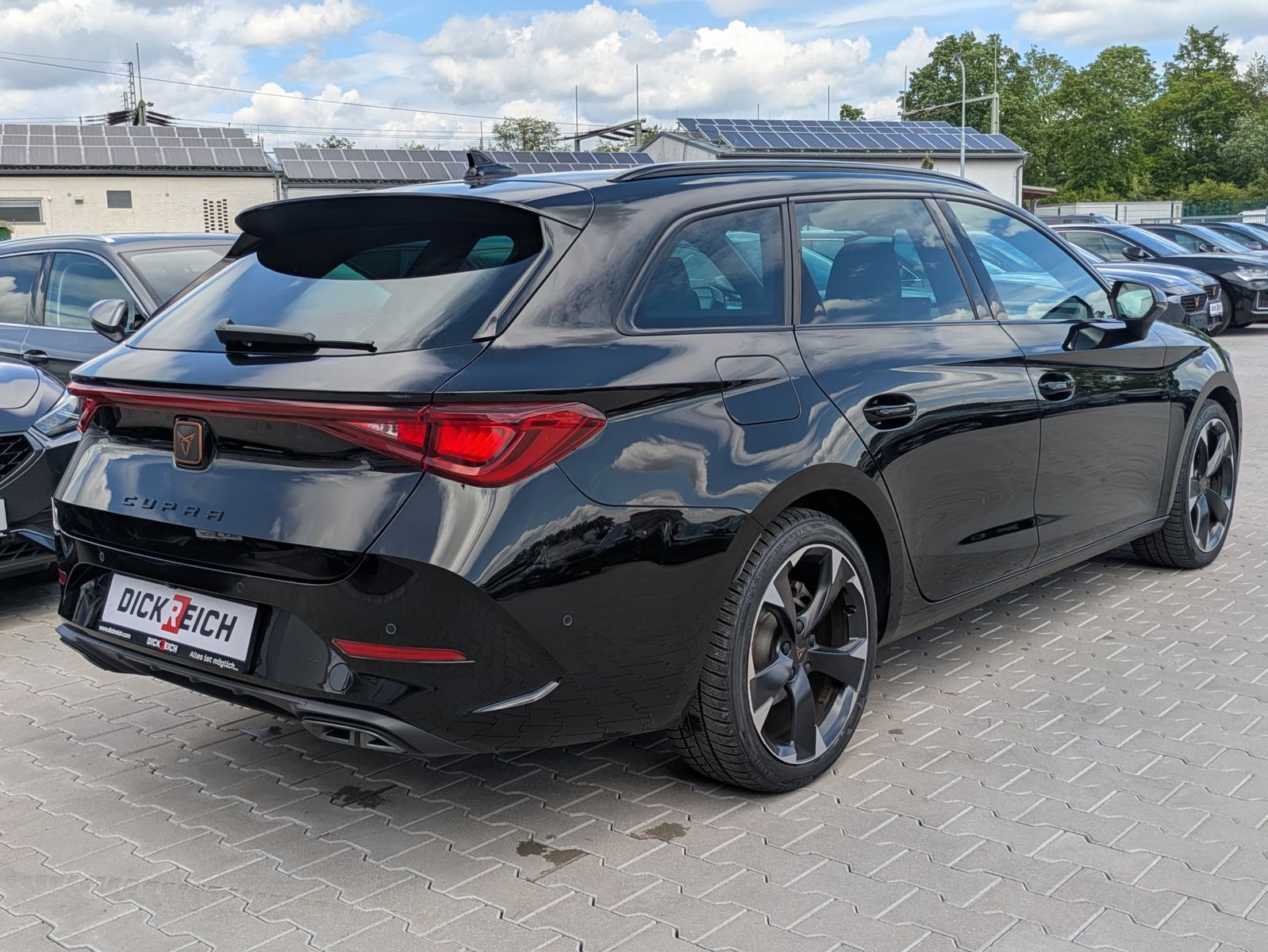 Fahrzeugabbildung CUPRA Leon 1.5 eTSI DSG MATRIX-LED*ACC*APP*KAMERA*18"