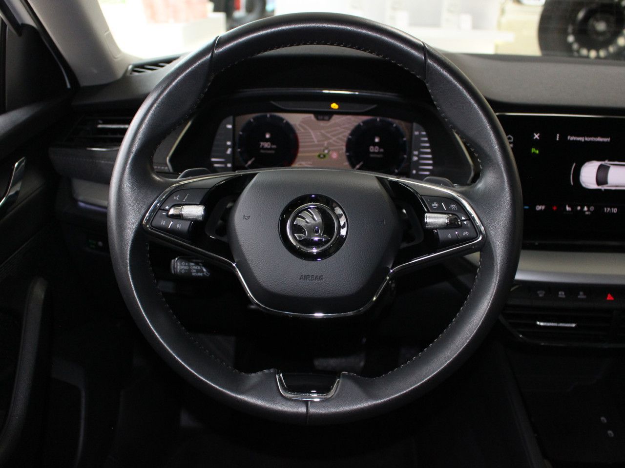 Fahrzeugabbildung SKODA Octavia Combi 1.5 TSI e-TEC Style AHK/ACC/Navi