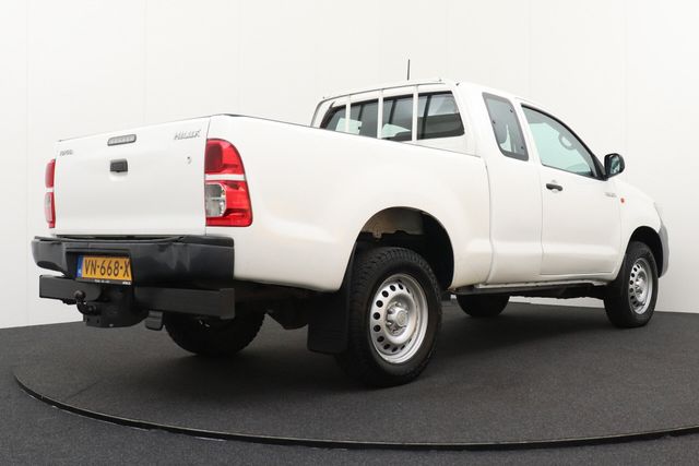 Toyota HiLux 2.5 D-4D 145 PK VX 1.5 Cabine 4x4 Trekhaak