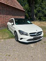 Mercedes-Benz Mercedes CLA 220d Shooting Brake - Mercedes-Benz CLA 220 von privat