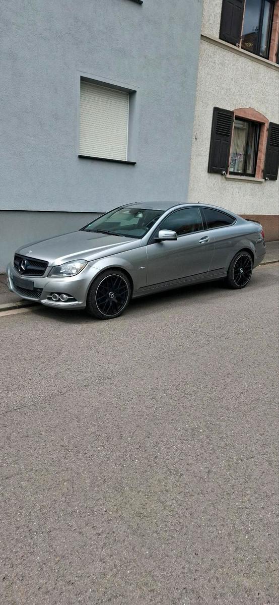 Mercedes-Benz C 250