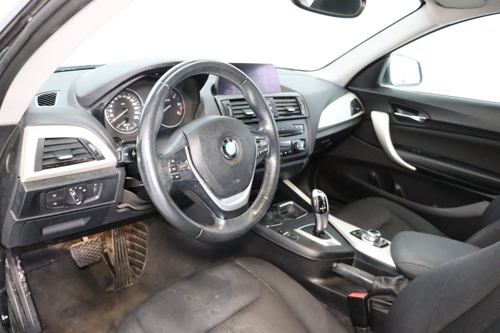 Fahrzeugabbildung BMW 120d * Xenon * Navigation * PDC