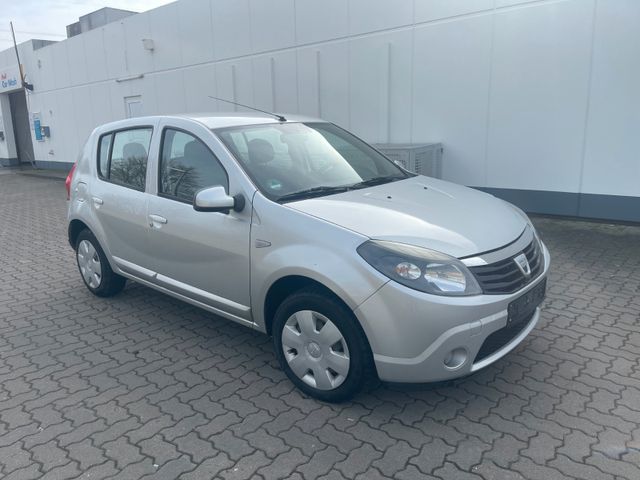 Dacia Sandero Basis/TÜV 07 2026/KLIMA/S-HEFT/