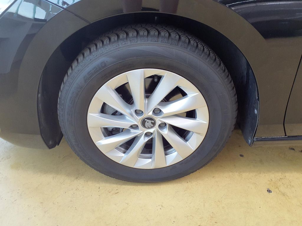 Skoda Superb - Bild 8