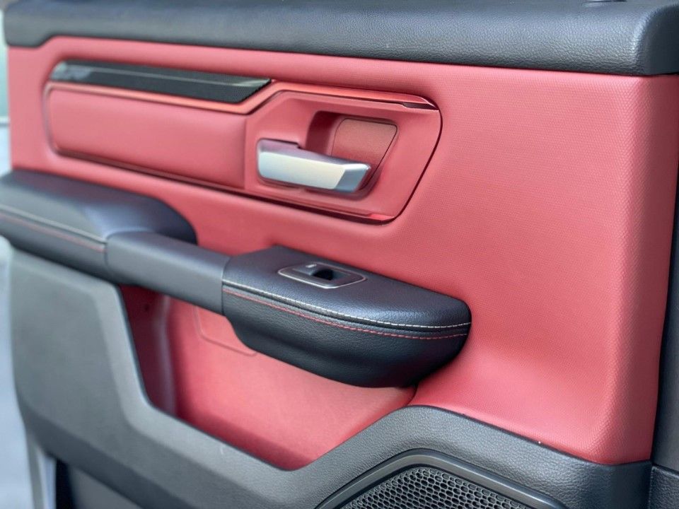 Fahrzeugabbildung Dodge RAM GEN5 Rebel CrewCab HEMI 4x4 74 TKM Mwst.