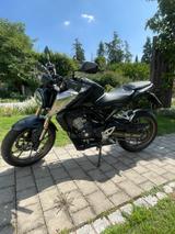 Honda Wunderschöne Honda CB125R - Top Zustand - Offers