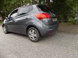 Kia Venga Sun Edition HU NEU - gebrauchte Kia Venga aus dem Jahr 2011