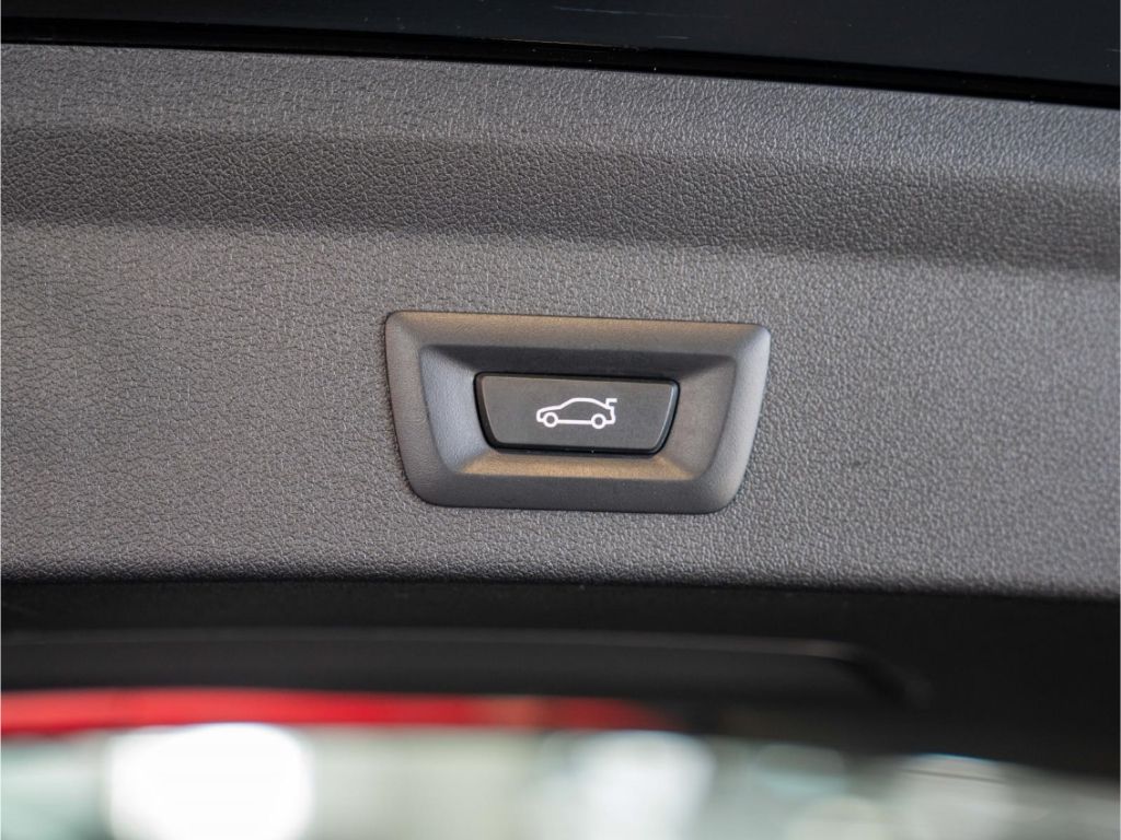 BMW 118 i Aut. Advantage Navi e-Heckkl. DigiCockpit  foto 12