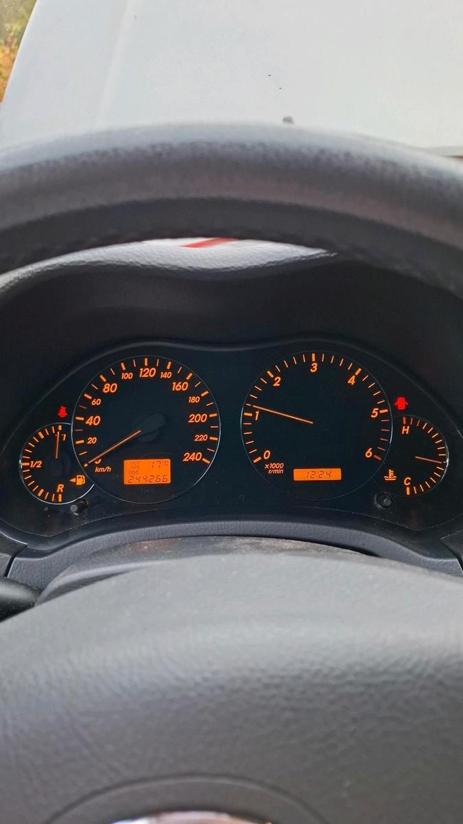 Toyota Avensis 2005 — photo 12
