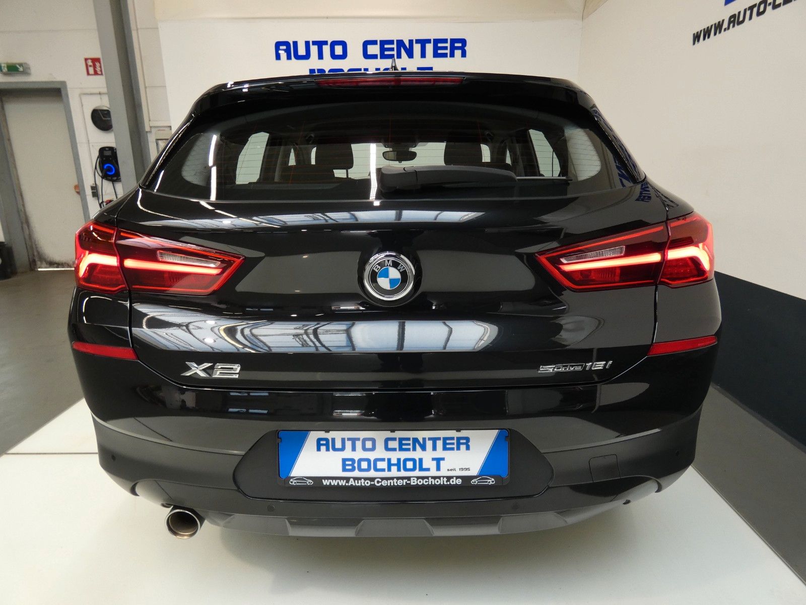 BMW X2 sDrive 18 i Advantage*Navi*HUD*Parktronic foto 2